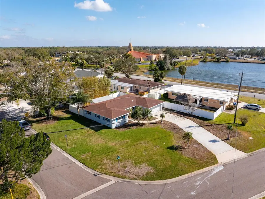 7891 1st Street Ne, Saint Petersburg, FL 33702 - #2