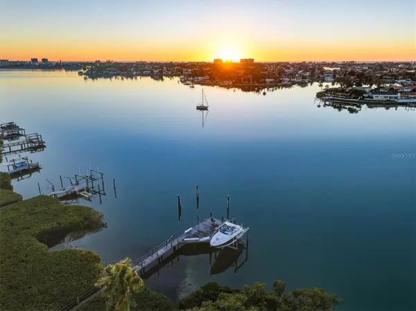 670 Sunset Drive S, ST PETERSBURG, FL 33707