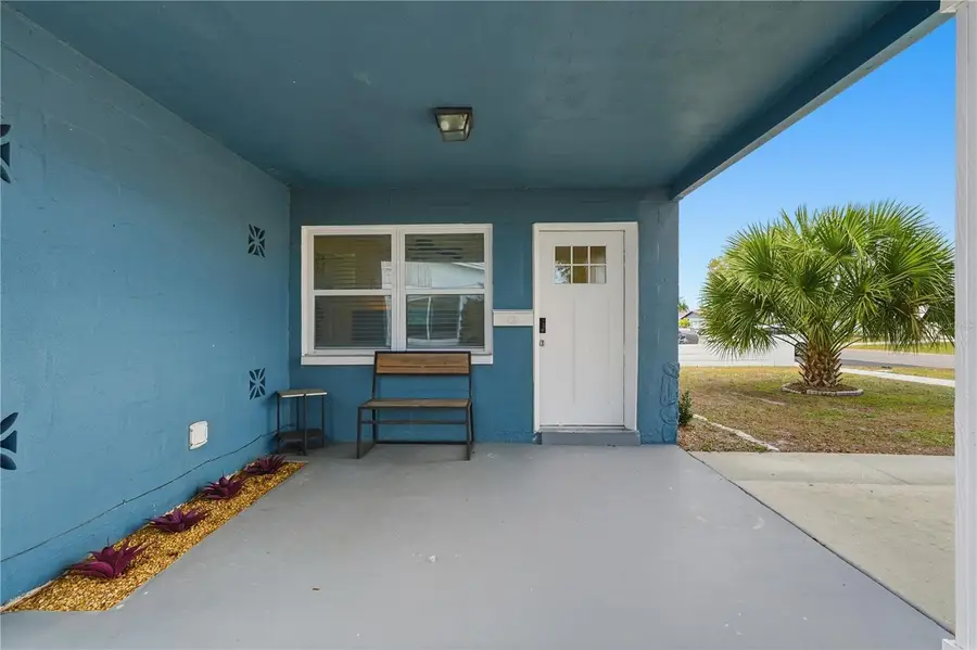 546 90th Avenue N, Saint Petersburg, FL 33702 - #3