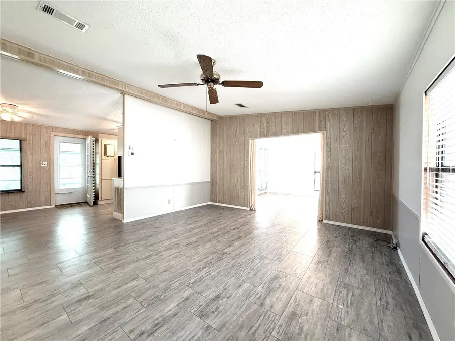 108 N Saint George Circle, Apollo Beach, FL 33572 - #3