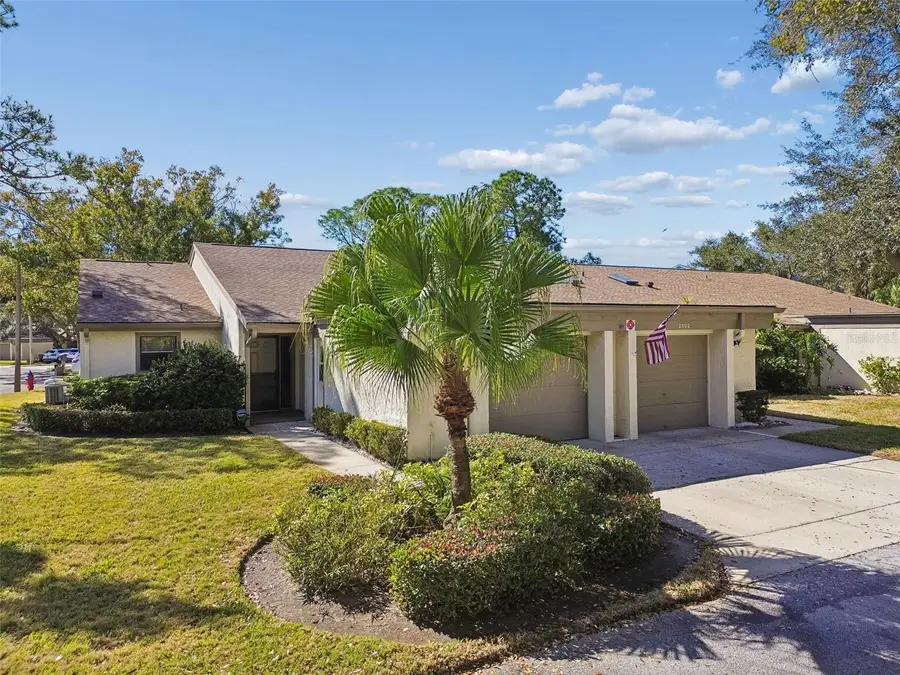 2501 Oak Circle #2501, Tarpon Springs, FL 34689 - Image #2