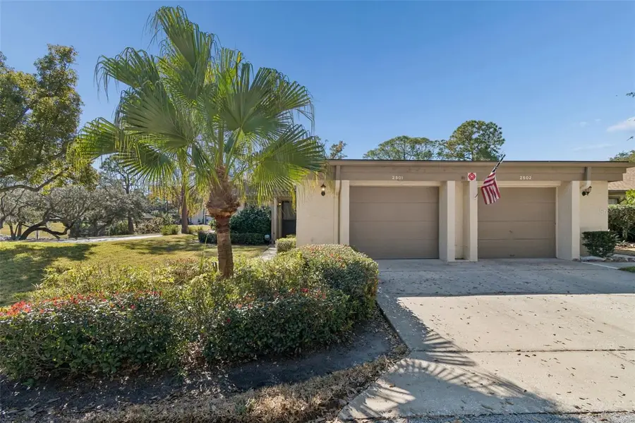2501 Oak Circle #2501, Tarpon Springs, FL 34689 - Image #3