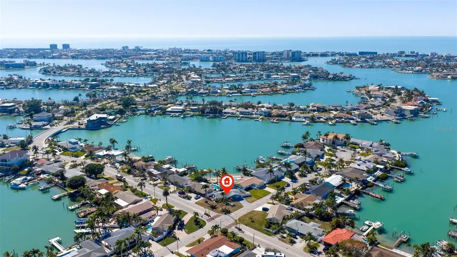 7906 4th Avenue S, Saint Petersburg, FL 33707 - #3