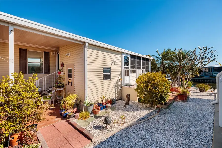 134 Americana Court Ne #216, Saint Petersburg, FL 33702 - Image #2