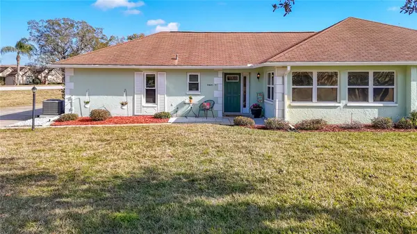 11431 Dollar Lake Drive #1, PORT RICHEY, FL 34668