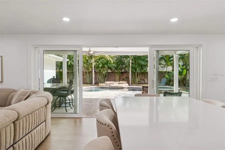 5213 Venetian Boulevard Ne, Saint Petersburg, FL 33703 - #3