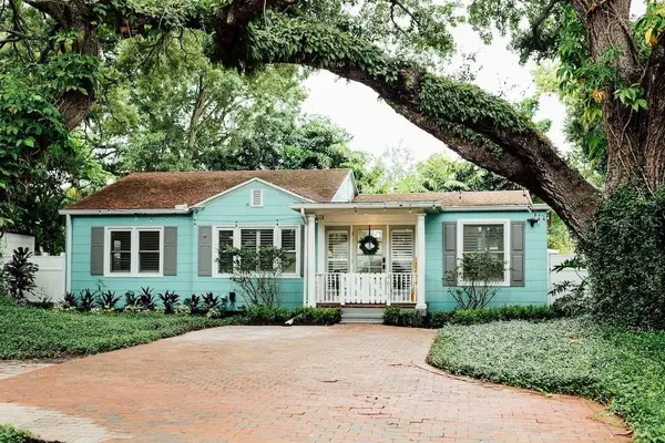 4613 S Macdill Avenue, TAMPA, FL 33611