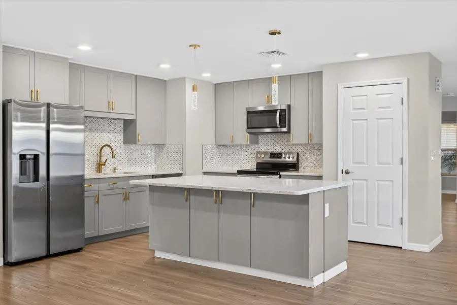 3507 Gloria Avenue, Plant City, FL 33563 - #2