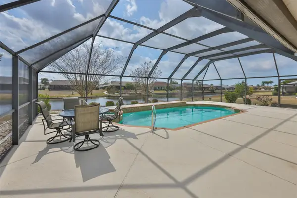 2106 W View Drive, SUN CITY CENTER, FL 33573