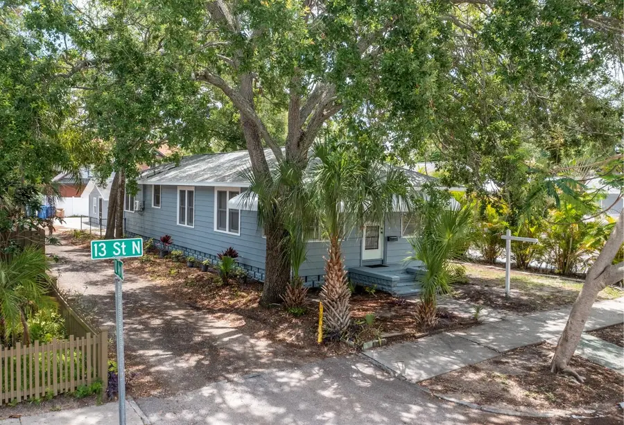 945 13th Street N, Saint Petersburg, FL 33705 - #2