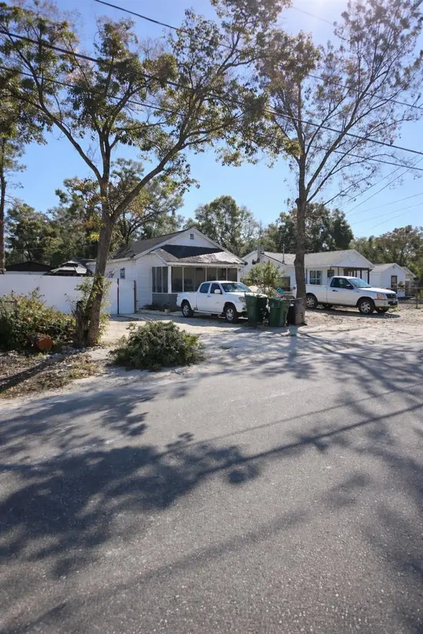 10115 N 14th St, TAMPA, FL 33612