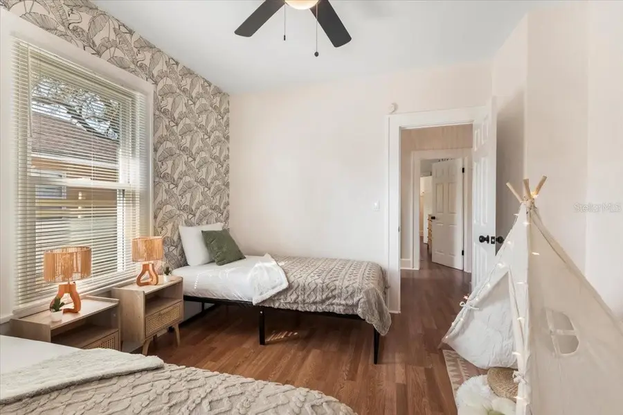 1131 10th Avenue S, Saint Petersburg, FL 33705 - #3