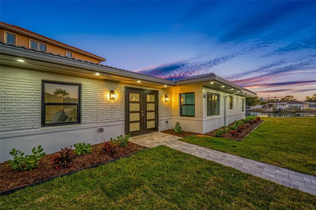 370 59th Avenue, Saint Pete Beach, FL 33706 - #1