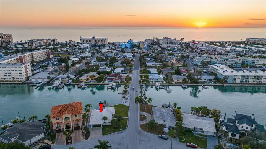 370 59th Avenue, Saint Pete Beach, FL 33706 - #3