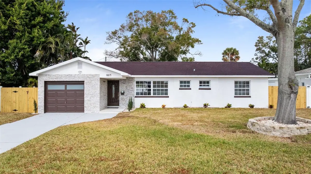 1817 Oregon Avenue Ne, Saint Petersburg, FL 33703 - #1