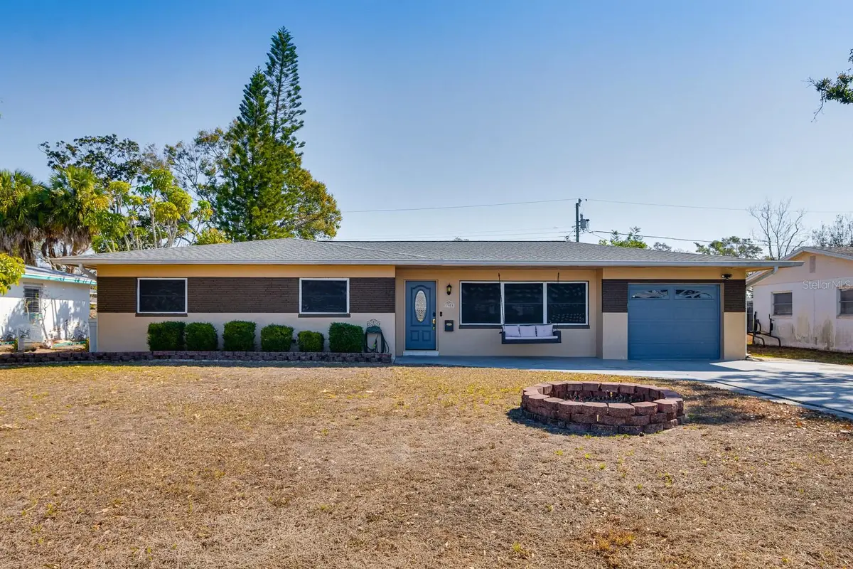 1901 Winchester Road N, Saint Petersburg, FL 33710 - #1