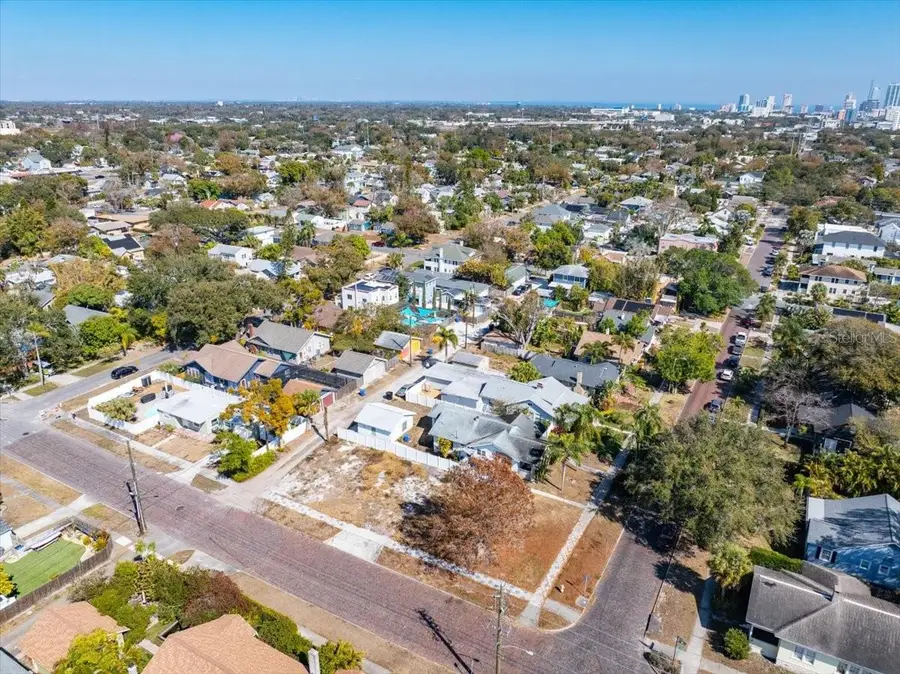 2555 Burlington Avenue N, Saint Petersburg, FL 33713 - #3