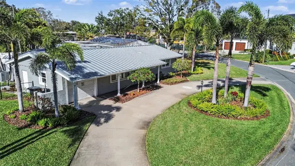 1183 35th Avenue Ne, ST PETERSBURG, FL 33704