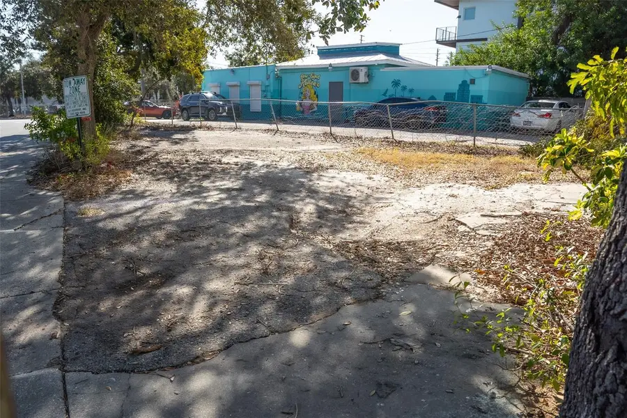 30th Avenue S, Saint Petersburg, FL 33705 - #2