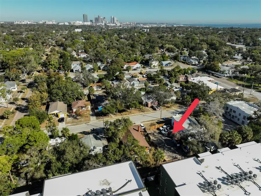 30th Avenue S, Saint Petersburg, FL 33705 - #3