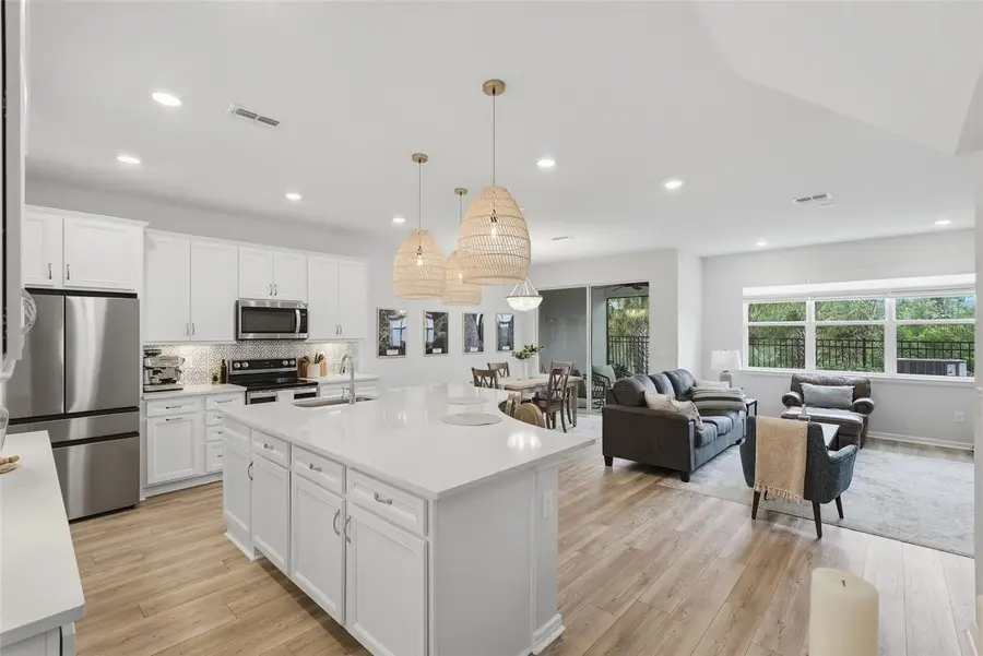 343 Sandbar Avenue Ne, Saint Petersburg, FL 33716 - #2