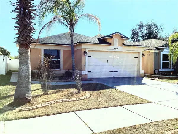 4324 Country Hills Boulevard, PLANT CITY, FL 33563