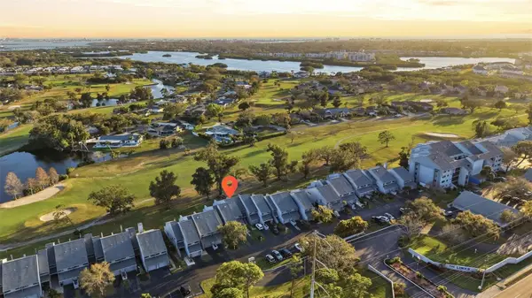 9100 Park Boulevard #6, SEMINOLE, FL 33777