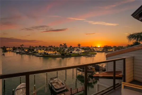 557 Pinellas Bayway S #311, TIERRA VERDE, FL 33715