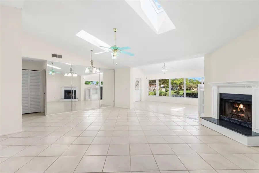 523 Padua Circle Ne, Saint Petersburg, FL 33703 - #3