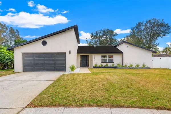 11876 Marla Lane, SEMINOLE, FL 33772