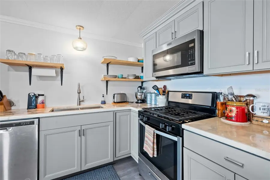 37240 Beverly Avenue, Zephyrhills, FL 33542 - #3