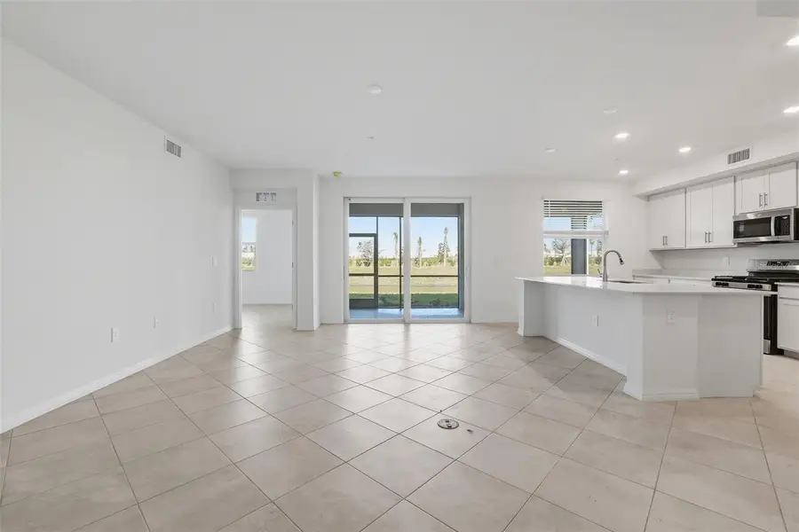 19219 Cherrystone Way #101, Lakewood Ranch, FL 34211 - #2