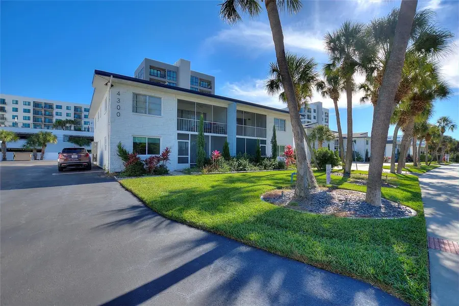 4300 37th Street S #4, Saint Petersburg, FL 33711 - #2