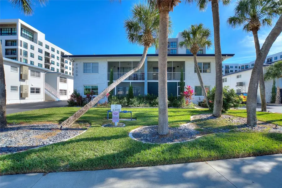 4300 37th Street S #4, Saint Petersburg, FL 33711 - #3