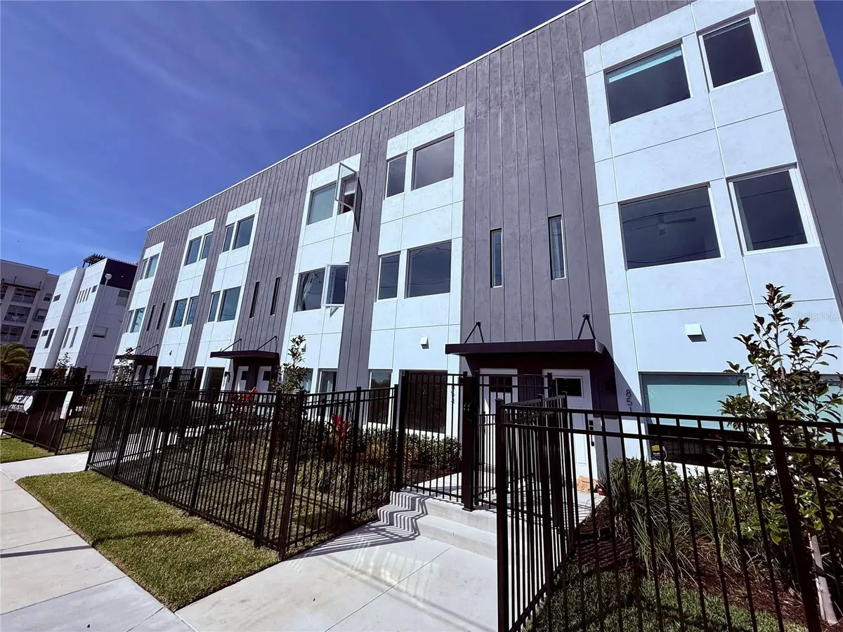 853 6th Avenue S, Saint Petersburg, FL 33701 - #1