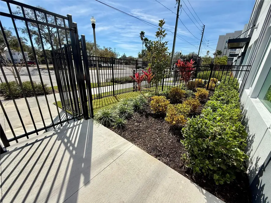 853 6th Avenue S, Saint Petersburg, FL 33701 - #3