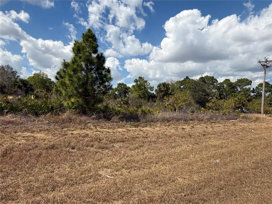 524 Columbus Boulevard S, Lehigh Acres, FL 33974 - #2