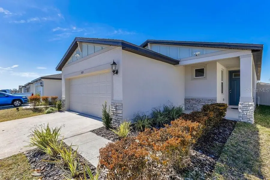 3719 Radiant Mountain Drive, Plant City, FL 33565 - #3