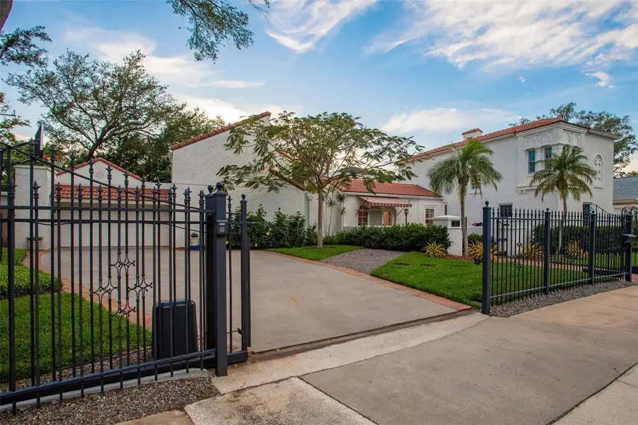 54 Aegean Avenue, Tampa, FL 33606 - #2