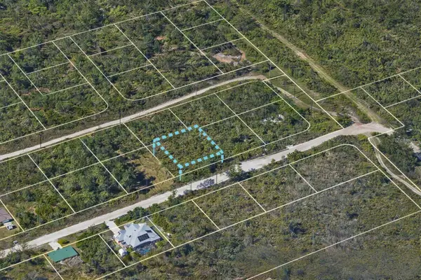 2885 Larkspur Road, DELAND, FL 32724