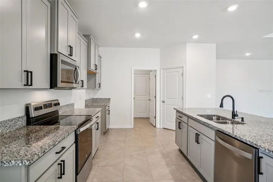 3458 Autumn Amber Dr, Spring Hill, FL 34609 - #2