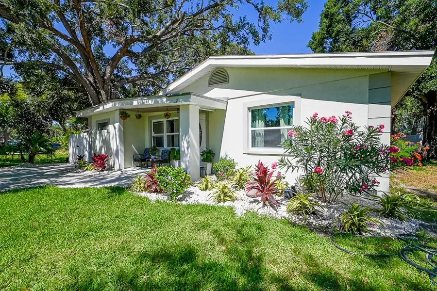 1826 Country Club Road N, Saint Petersburg, FL 33710 - #2