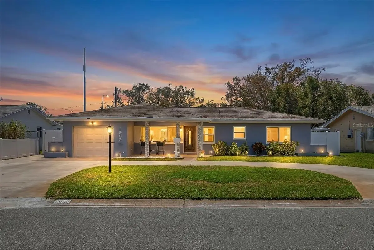 1000 59th Avenue S, Saint Petersburg, FL 33705 - #1