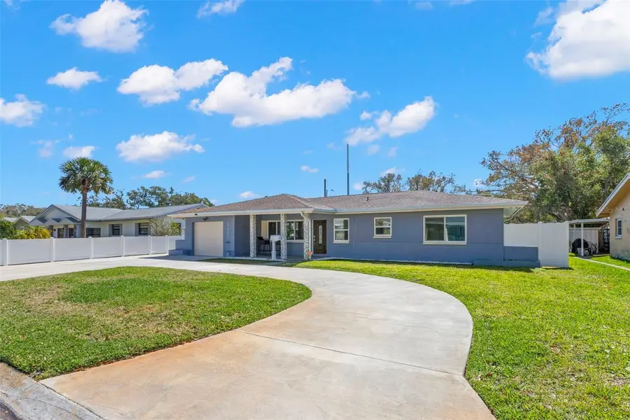 1000 59th Avenue S, Saint Petersburg, FL 33705 - #3