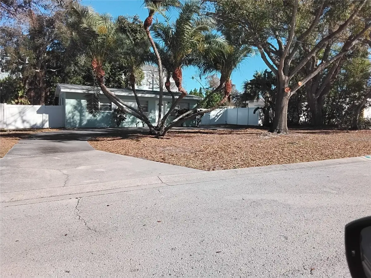 327 Barbara Circle, Belleair, FL 33756 - #1