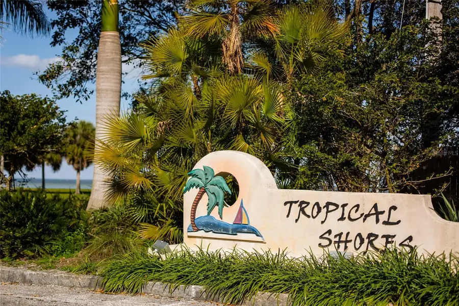 2209 Sunrise Drive Se, Saint Petersburg, FL 33705 - #2