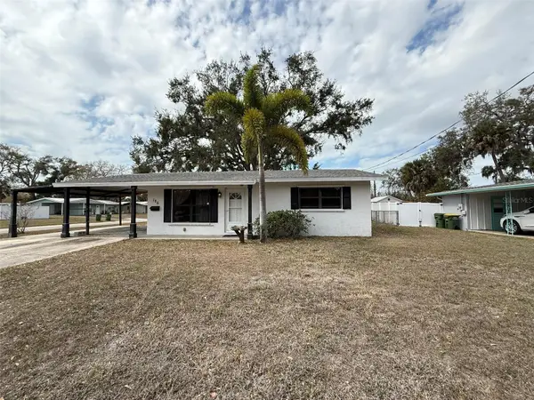 186 Midwest Parkway, SARASOTA, FL 34232