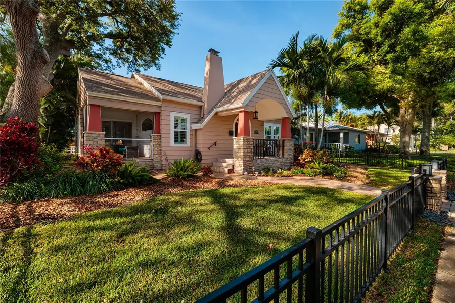 446 21st Avenue Ne, Saint Petersburg, FL 33704 - #2