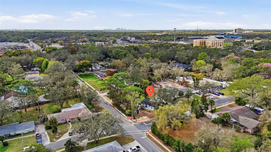 12116 N 52nd Street, Temple Terrace, FL 33617 - #2