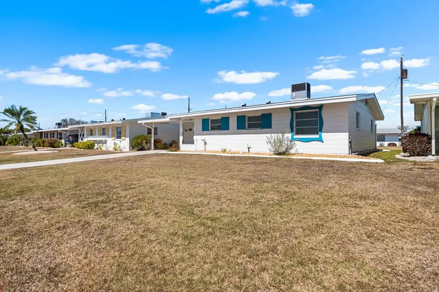 1517 Chevy Chase Drive, Sun City Center, FL 33573 - #3